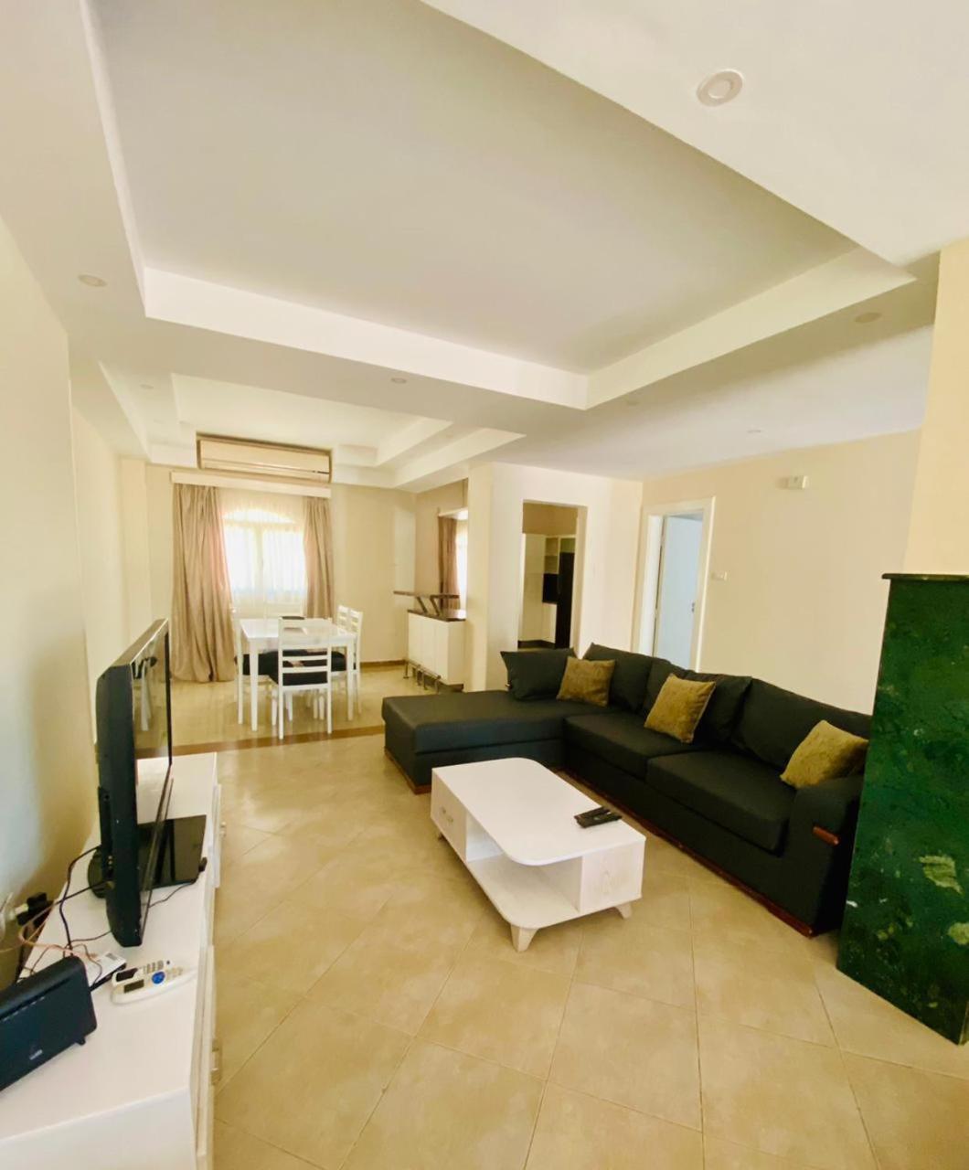 Vila 4